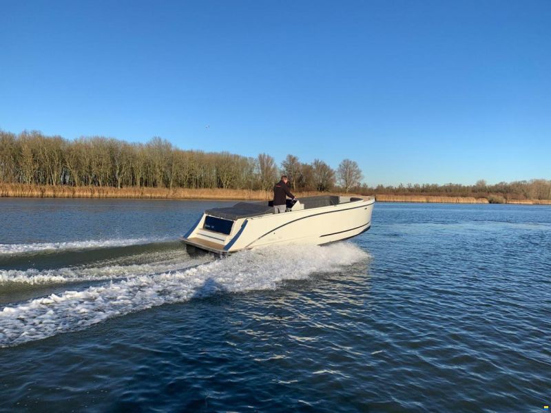Maxima 740