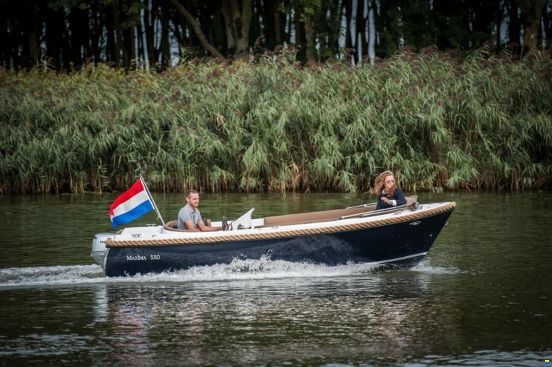 Maxima 550