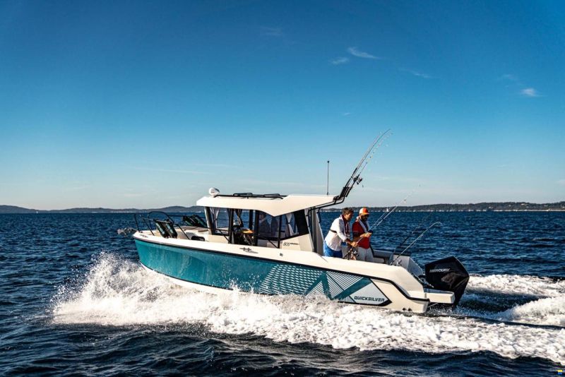 Quicksilver 805 Pilothouse