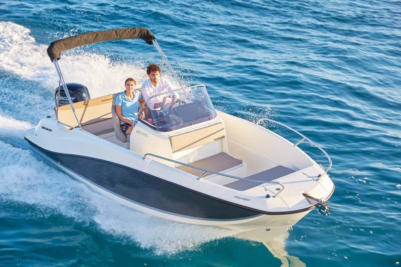 Quicksilver Activ 605 Open