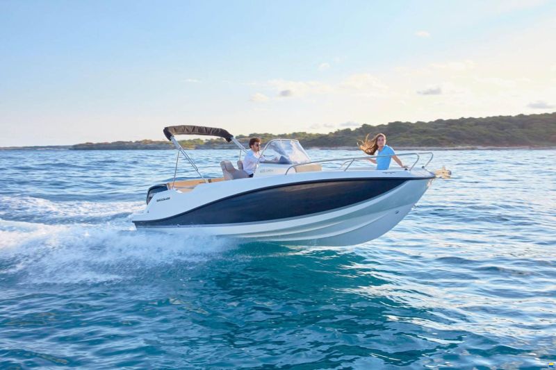Quicksilver Activ 605 Open