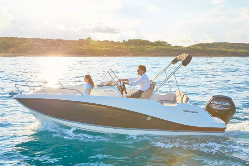 Quicksilver Activ 605 Open