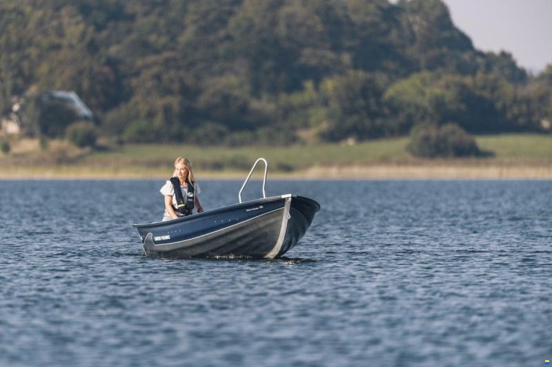 Linder 440 Fishing