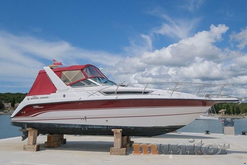 Chaparral 29 Signature