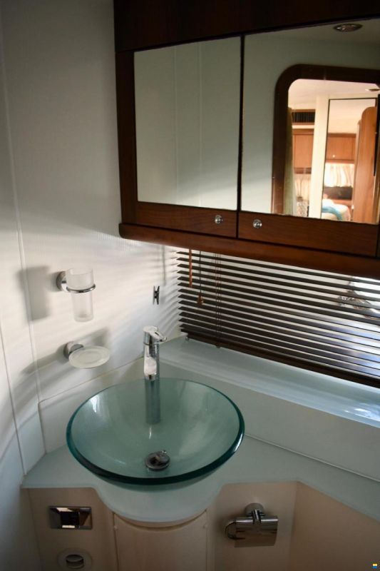 Sunseeker Portofino 53