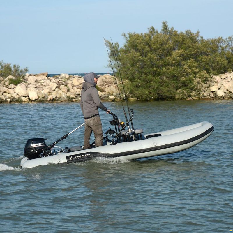 Neptvn Pro 400 Angelboot