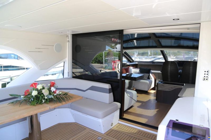 Sunseeker Predator 60 EVO