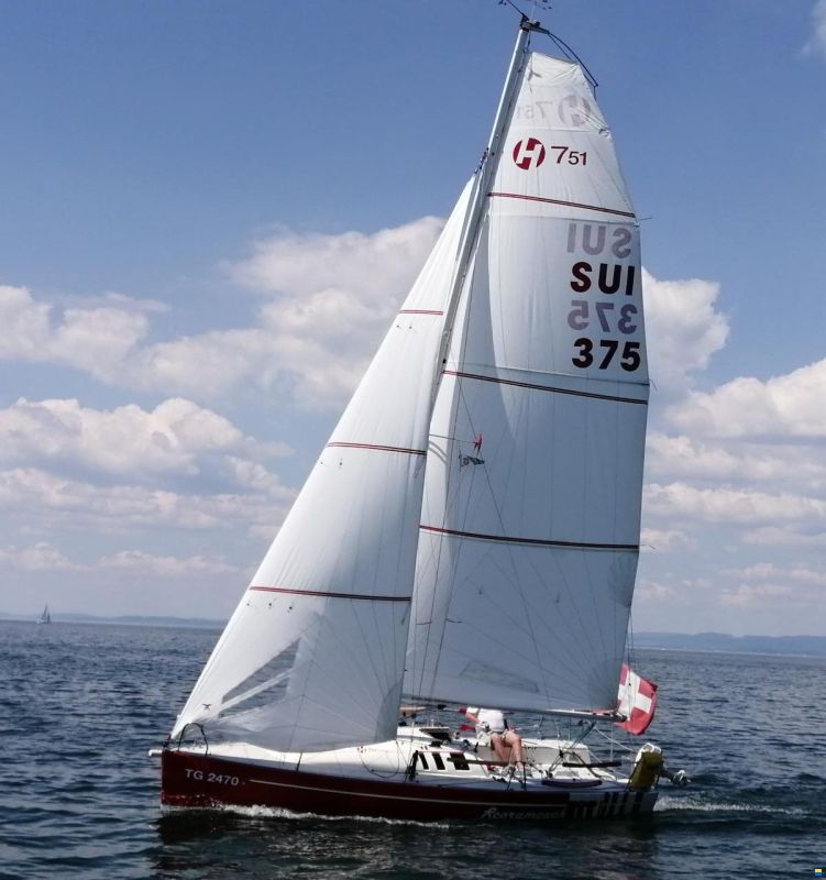 Helmsman 751