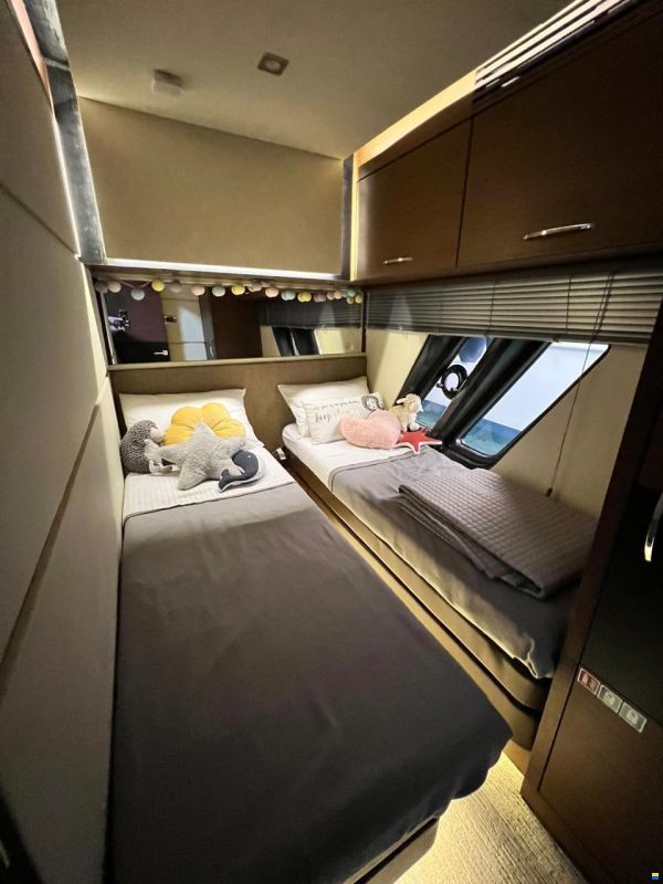 Sea Ray L650 Fly