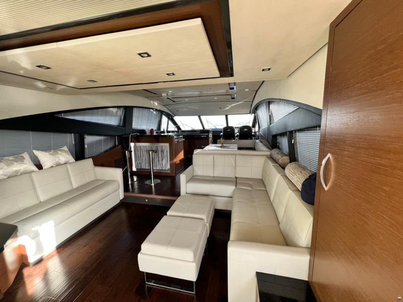 Sea Ray L650 Fly