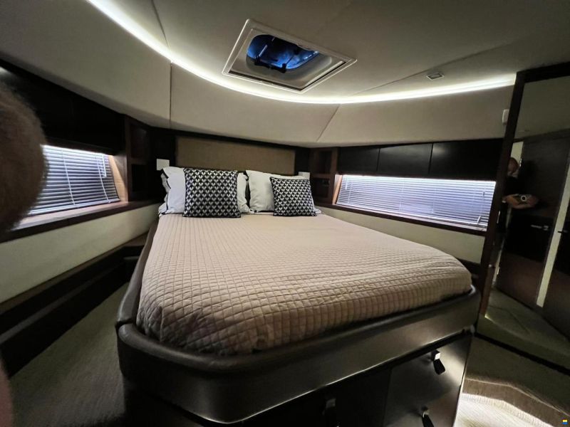 Sea Ray L650 Fly