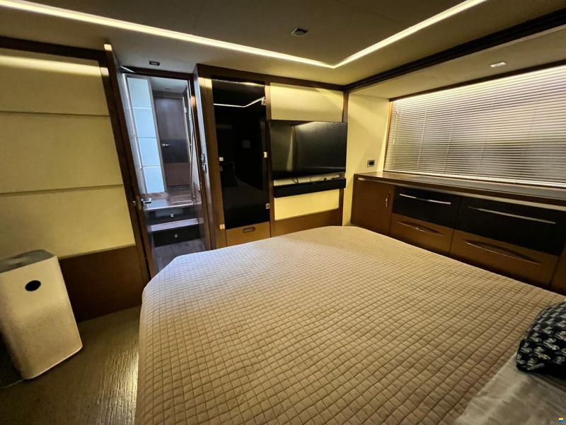 Sea Ray L650 Fly