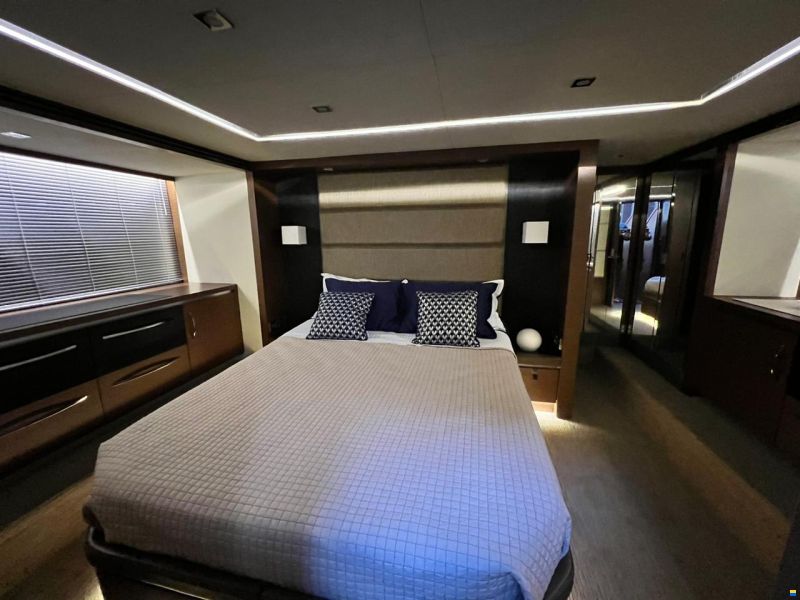 Sea Ray L650 Fly