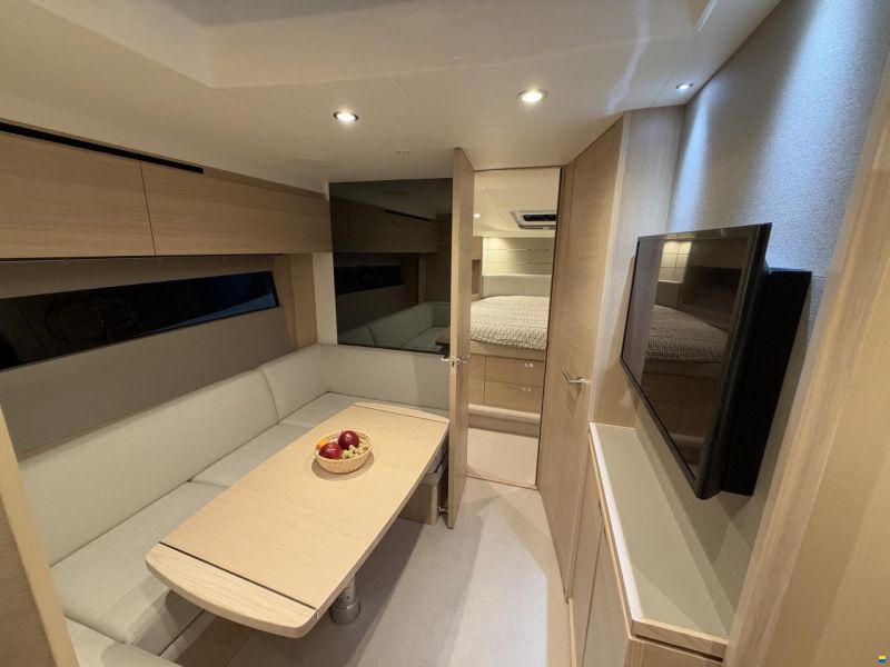 Princess V40