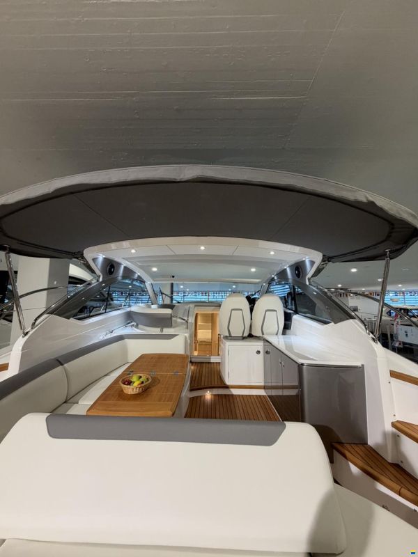 Princess V40