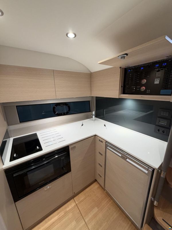 Princess V40