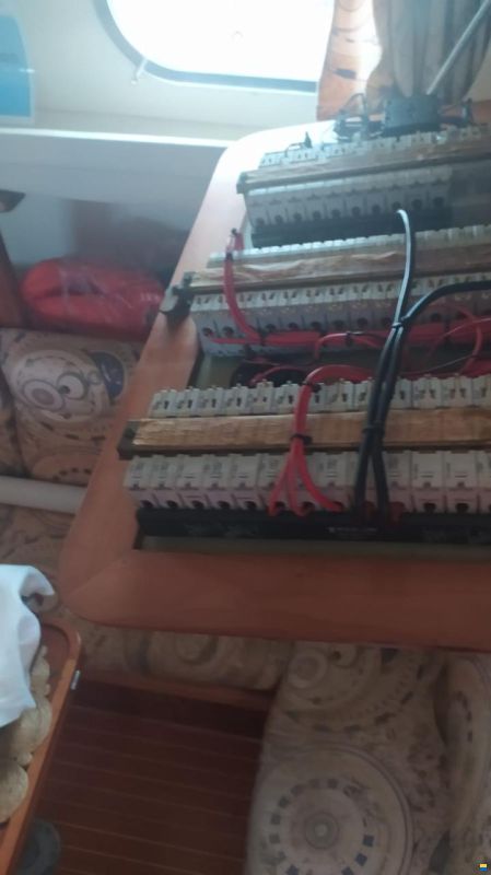 Apreamare 9 Cabinato Smeraldo