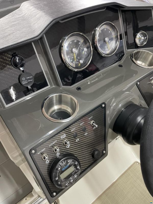 Bayliner Vr5 Cuddy Aussenborder