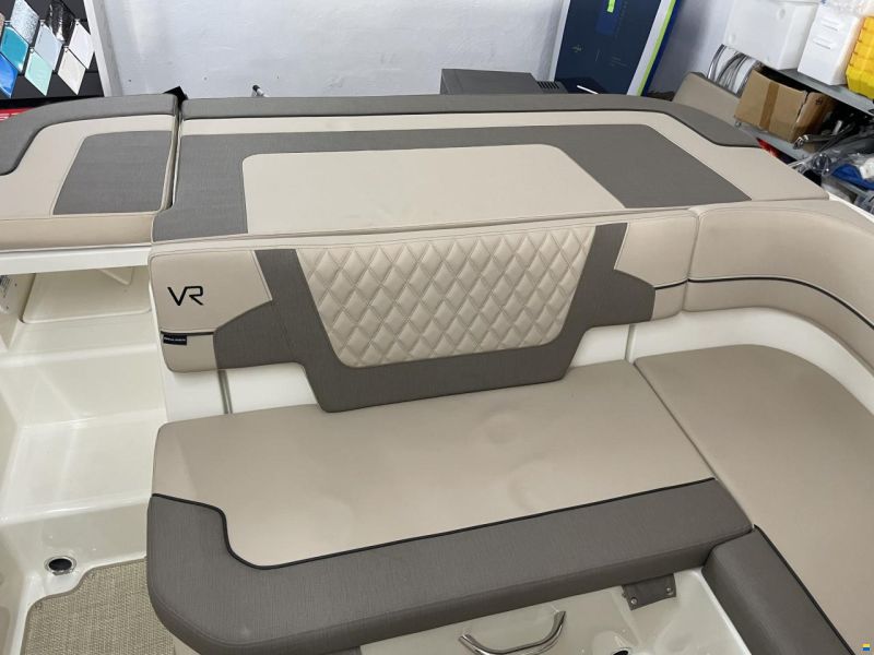Bayliner Vr5 Cuddy Aussenborder