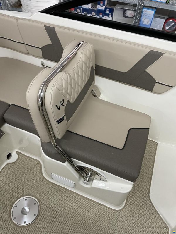 Bayliner Vr5 Cuddy Aussenborder