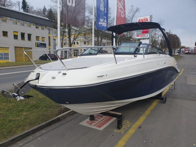 Sea Ray SSE 230