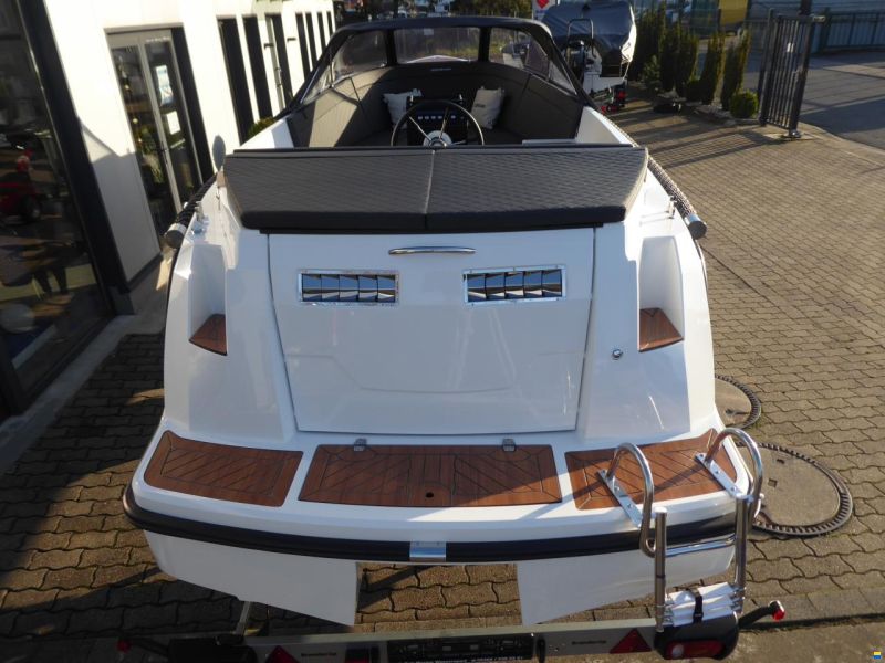 Corsiva 650 Tender