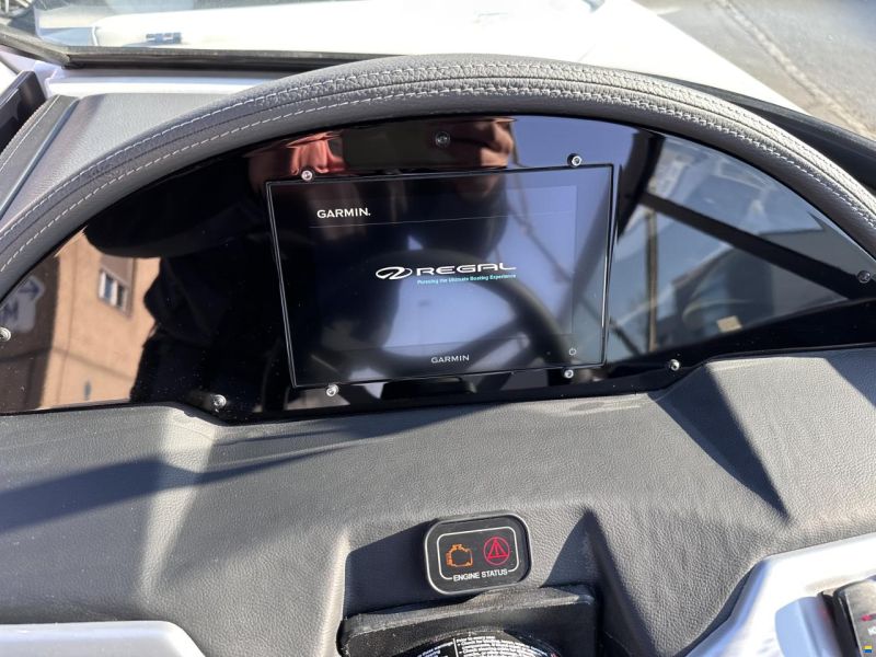 Regal 2000 ES Bowrider