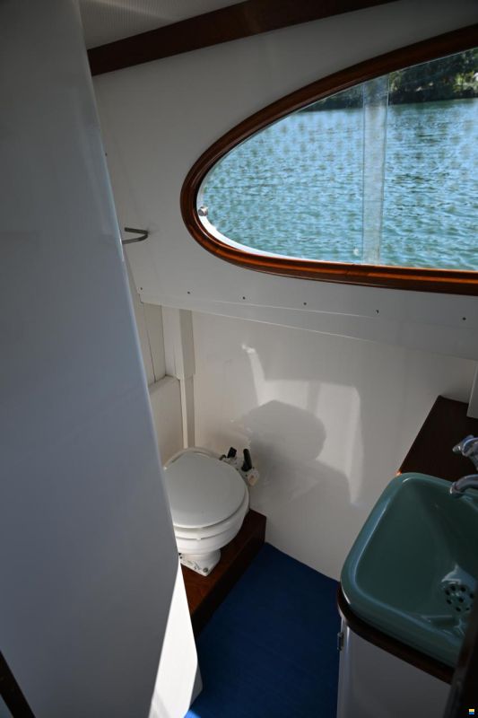 Swiss Craft Sedan Express Cruiser