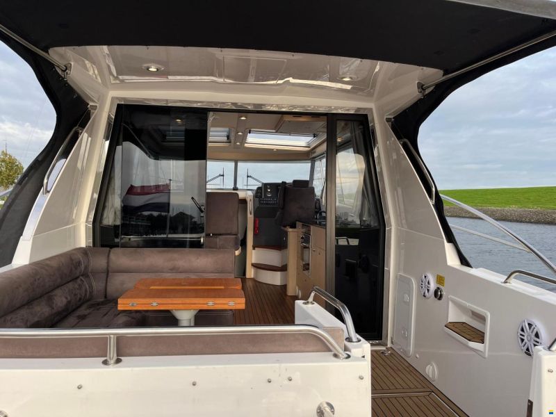 Saga 385