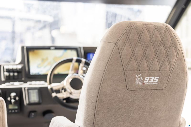 Viknes S35 Fly