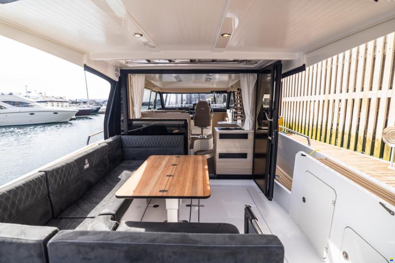Viknes S35 Fly