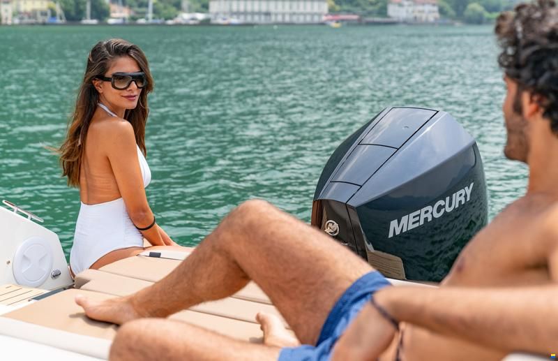 Quicksilver 675 Cruiser LUXE EDITION + Mercury F150