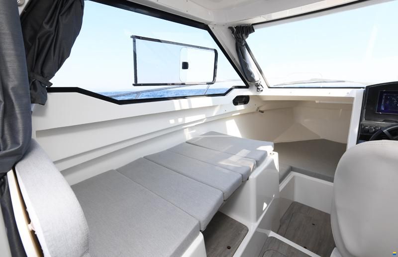 Quicksilver 705 Weekend + Mercury F150 SUR COMMANDE