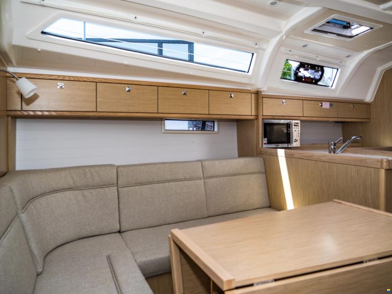 Bavaria CRUISER 37 STYLE