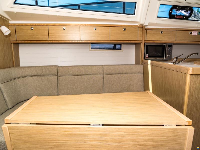 Bavaria CRUISER 37 STYLE