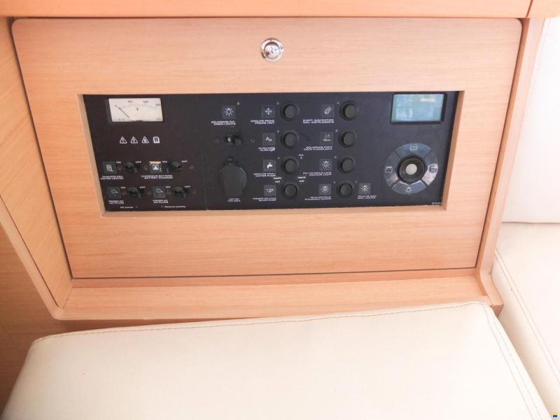 Lagoon 39