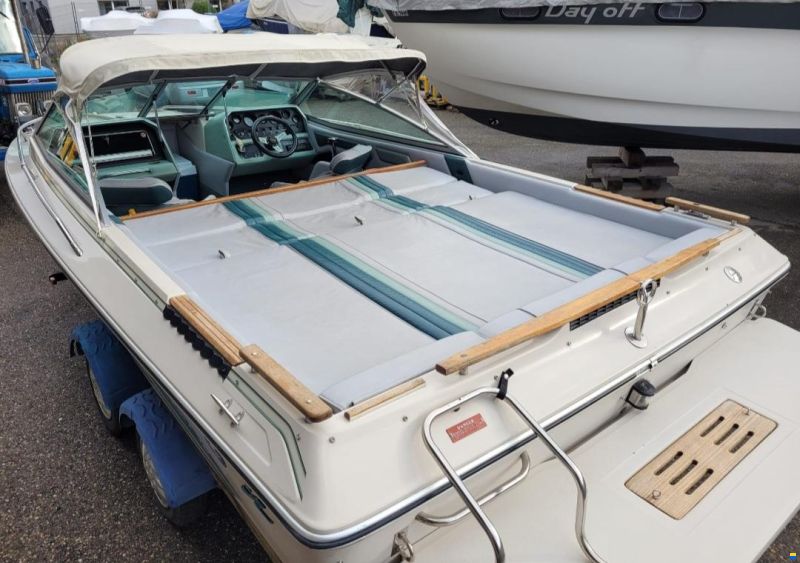Sea Ray Monaco 195