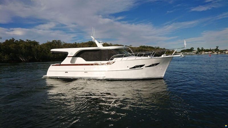 Integrity Trawlers 380Sedan