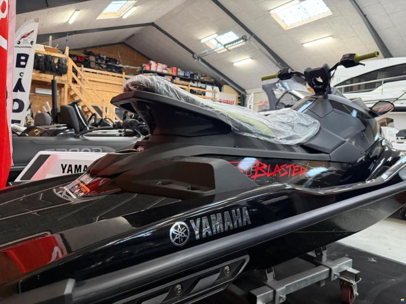 Yamaha WaveRunner Jetblaster