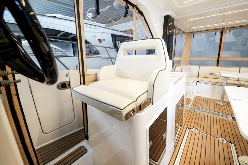 Delphia 10 LoungeTop