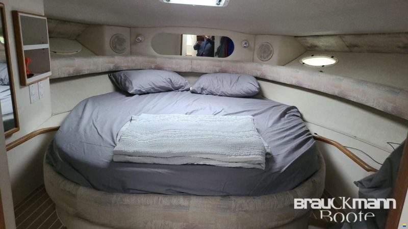 Sea Ray 37