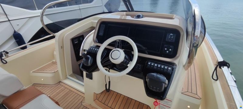 Invictus GT320