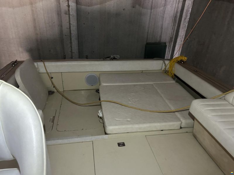 Trojan 9 M Quater Berth Express