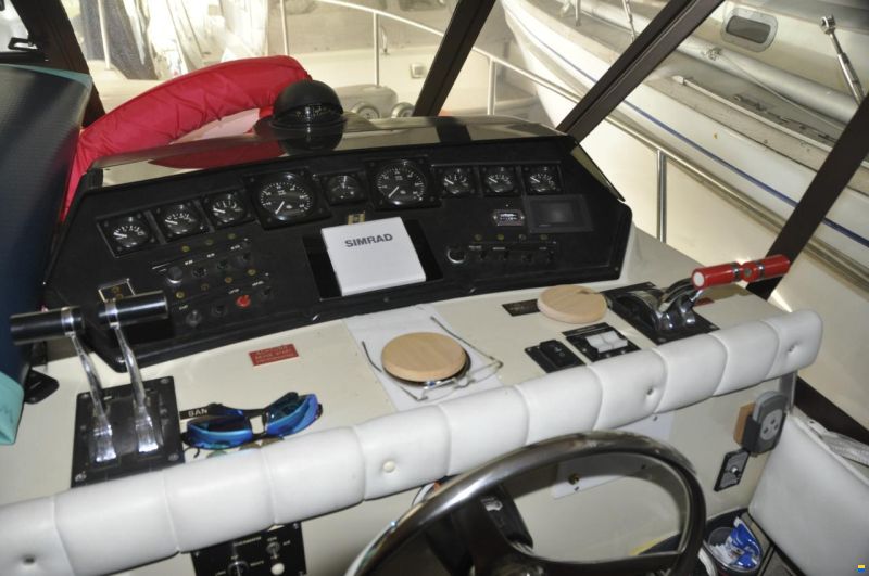 Trojan 9 M Quater Berth Express