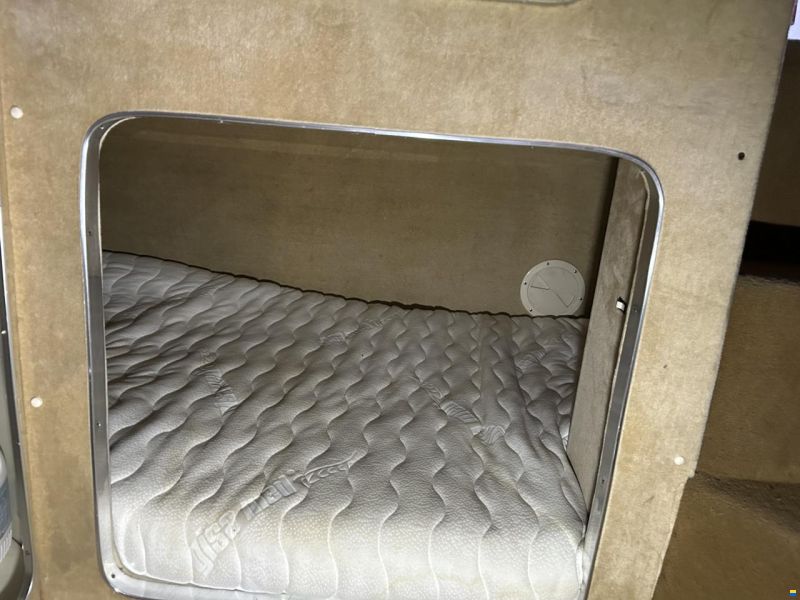 Trojan 9 M Quater Berth Express