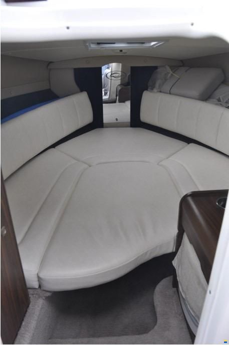 Rinker QX29