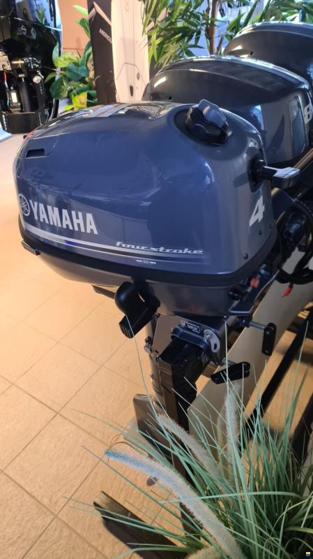 Yamaha F4  BMH