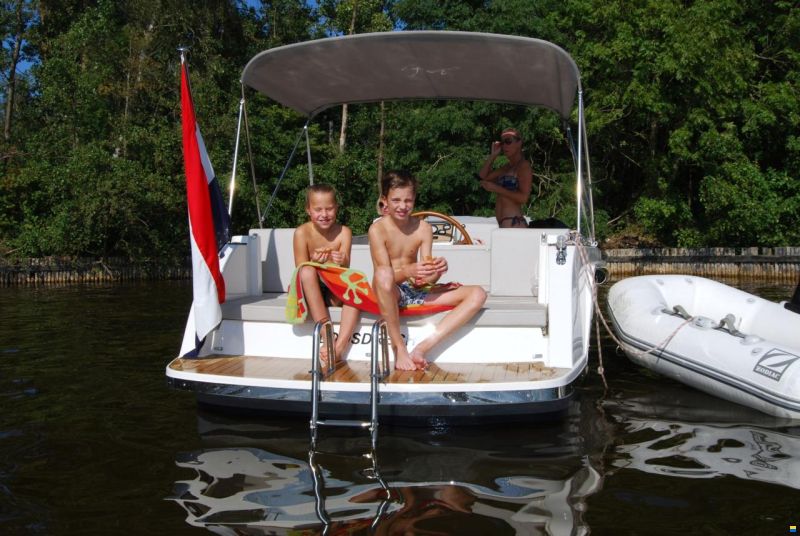 Interboat Intender 820 Sloep