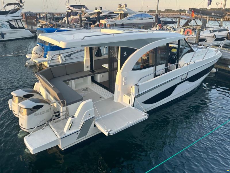 Beneteau Antares 11
