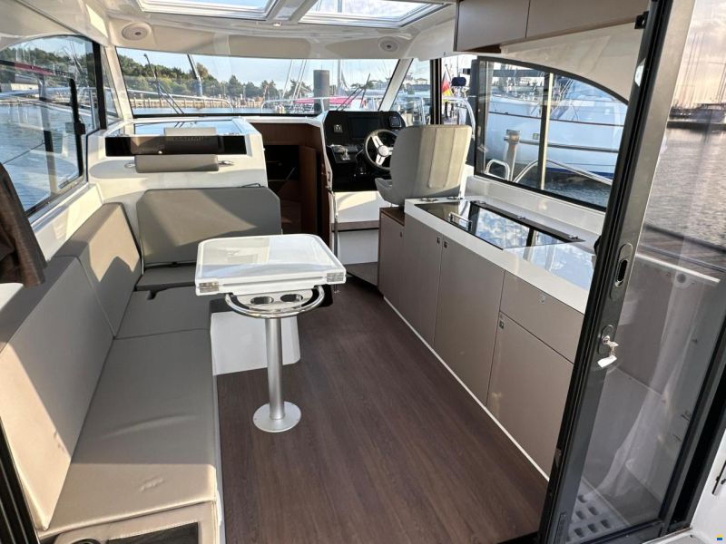 Beneteau Antares 11